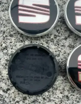 TAPABUJES RUEDA LLANTA SEAT LEON IBIZA CUPRA 56MM