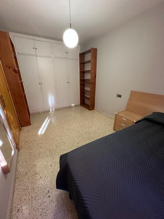 Se vende casa adosada