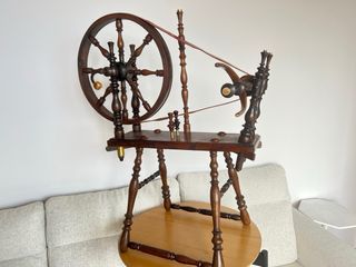 Rueca antigua de madera