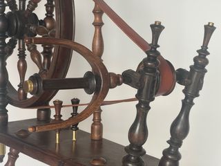 Rueca antigua de madera