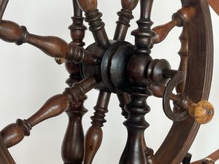 Rueca antigua de madera