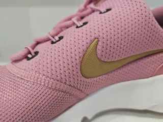 Nike Presto Fly GS Rosa Talla 37.5