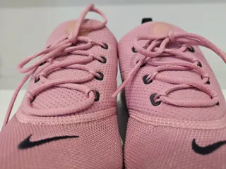 Nike Presto Fly GS Rosa Talla 37.5