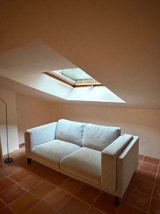 Sofá IKEA 2 plazas tela beige/gris