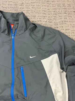 ¡¡OFERTA!! Talla XL Chaqueta Nike Impermeable