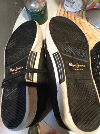 Zapatillas Nike y Pepe Jeans Talla 44.