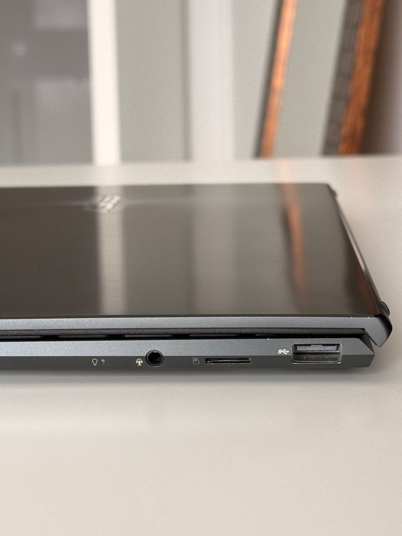 ASUS ZenBook Ryzen 7 16GB RAM 512GB SSD afbeelding 2