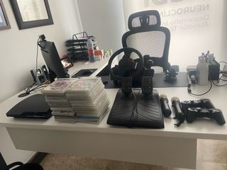 PS3 + 30 Juegos + Volante y Mandos