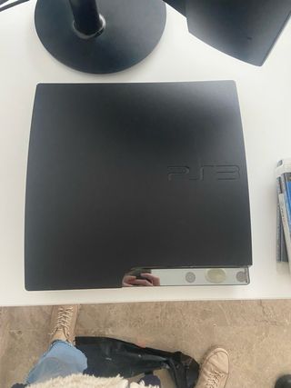 PS3 + 30 Juegos + Volante y Mandos