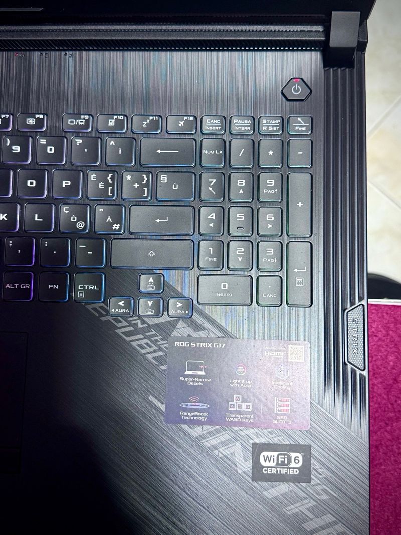 ASUS ROG Strix G17 | 17.3 120Hz | i7-10750H afbeelding 8