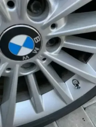 4 TAPAS BUJE CENTRO RUEDA LLANTA ORIGINAL BMW 68MM