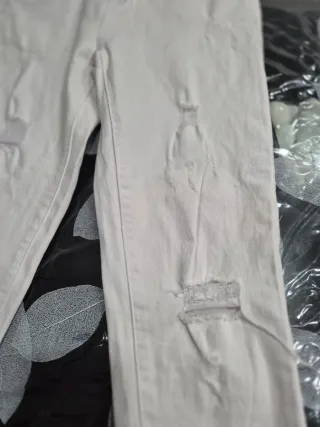 Prenda blanca sin usar