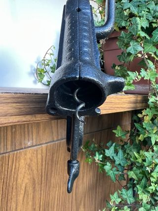 Sacacorchos antiguo de mesa