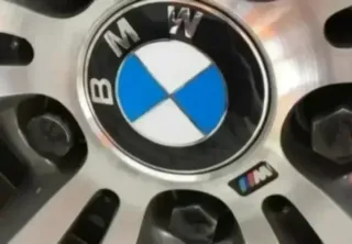 4 CENTROS BUJE RUEDA LLANTA UNIVERSALES BMW 68MM