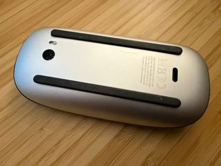 MacBook Air 15” M3 16GB 512GB + Magic Mouse nuevo