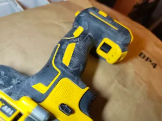 Taladro Percutor Dewalt DCD996