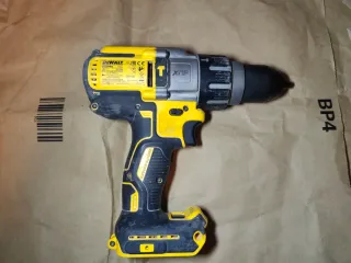 Taladro Percutor Dewalt DCD996