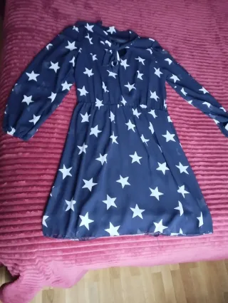 Vestido gasa azul con estrellas blancas