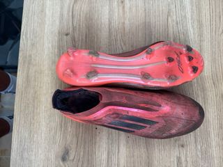 Adidas F50 Botas de Fútbol Rojas y Negras