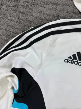 ¡¡OFERTA! Talla M Chaqueta Adidas Real Madrid 2008