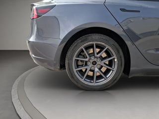 Tesla Model 3 Gran Autonomía 4WD 366 kW (498 CV)