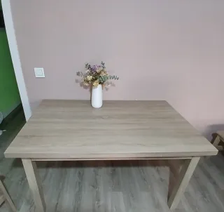 Mesa salon y 4 Sillas Comedor