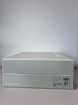 Botín burdeos caña baja