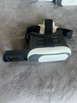 Occhiali Realtà Virtuale CooperVision 10 euro ciascuno