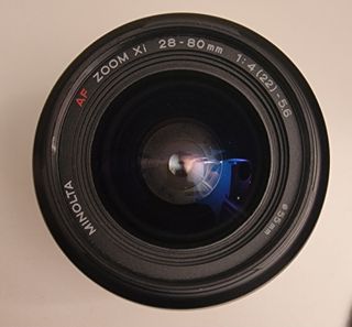 Objetivo Minolta Zoom 28-80 AF