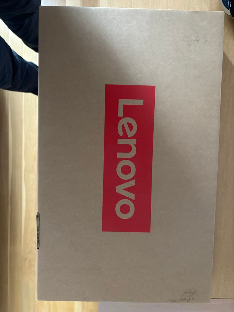 Lenovo 15.6 Full HD Ryzen 5 16GB RAM 512GB SSD afbeelding 3