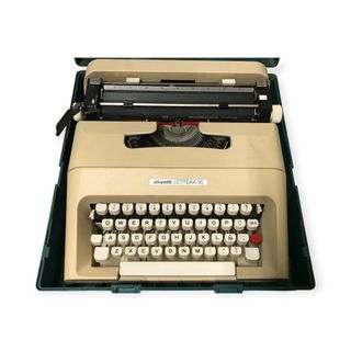 Máquina de escribir Olivetti Lettera 35