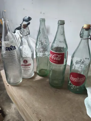 Bottiglie da collezione Fanta, Coca-Cola, Revoltosa