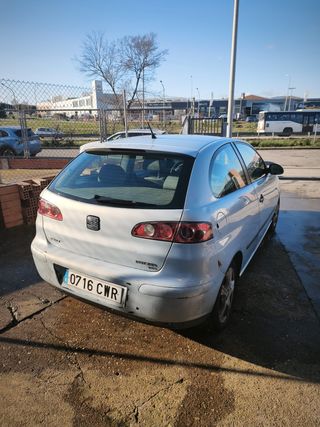 SEAT Ibiza 2004