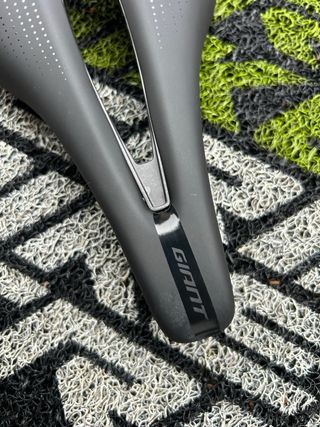 Sillín Giant Fleet SL