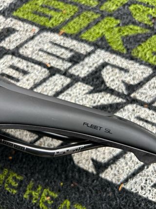 Sillín Giant Fleet SL