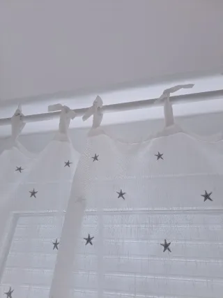 Cortinas infantiles con estrellas