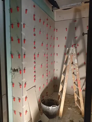 Renovación y mejoras de viviendas.