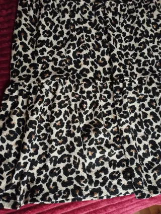 Vestido corto estampado animal print