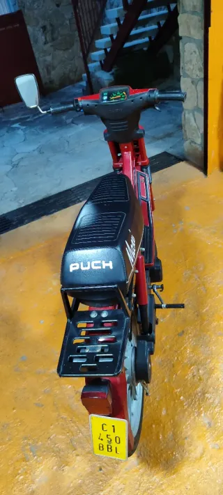 Ciclomotor  Puch Maxi Roja