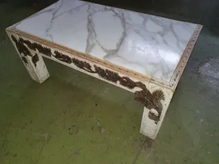 Mesa de centro vintage de mármol y madera