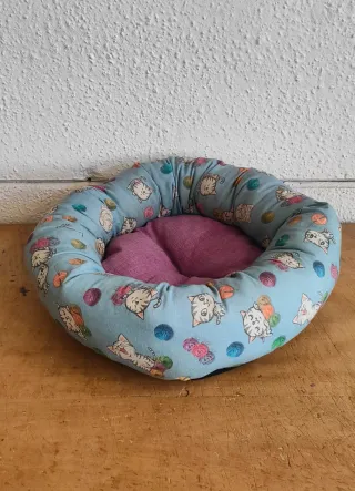 Cuccia per gatti con fantasia gattini