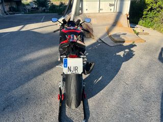 Aprilia RSV4 1100 Factory