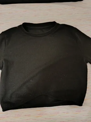 Top negro de canalé