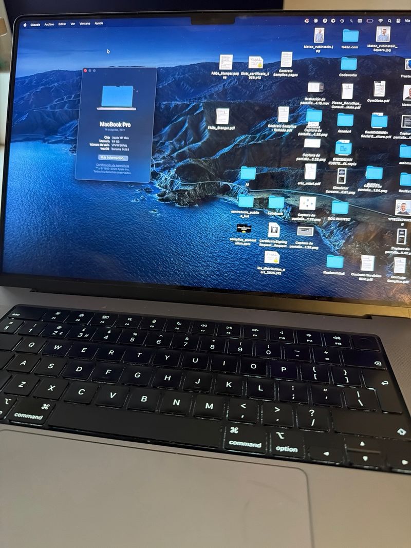MacBook Pro M1 Max 16 2021 64GB ram afbeelding 2