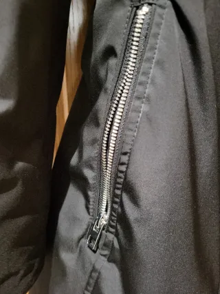 Cazadora Zara Negra con Forro Polar