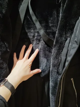 Cazadora Zara Negra con Forro Polar