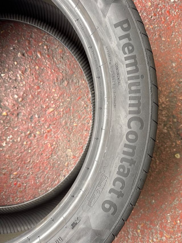 2 Neumáticos Continental 255/45R20