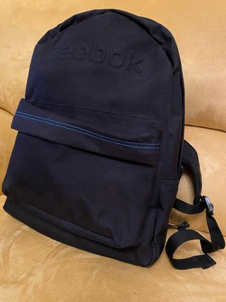 Mochila Reebok en color negro