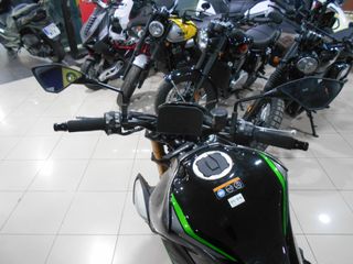 Kawasaki Z900 SE