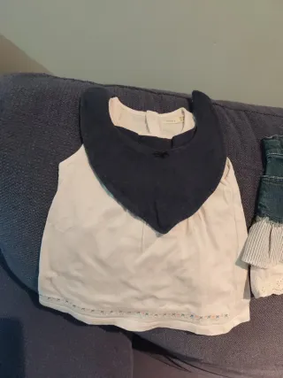 Conjunto falda-camiseta-babero niña T 24/36 meses